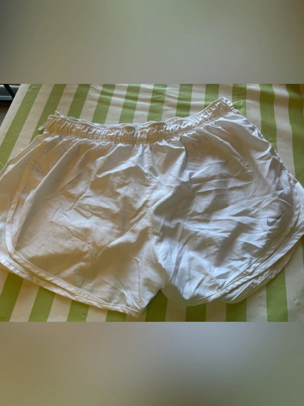 Nike Tempo white shorts XL GUC